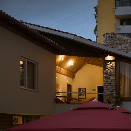 Mosaic Home Tirana Esterno foto