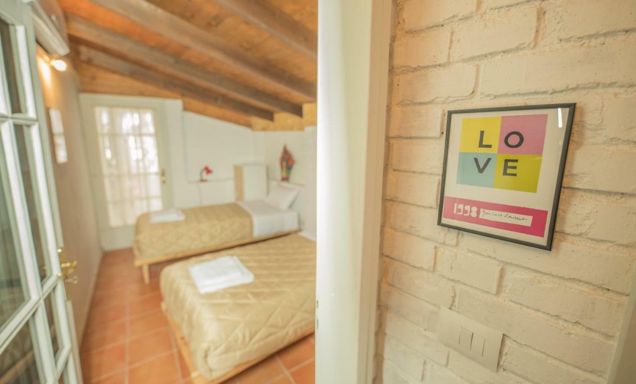 Mosaic Home Tirana Esterno foto